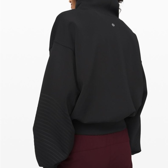 Lululemon Full Flourish Athletic Pullover w/Cowl Neck, Black size 2 - Picture 2 of 9